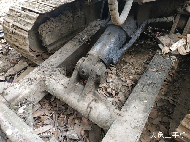 华力重工 HL165-7 挖掘机